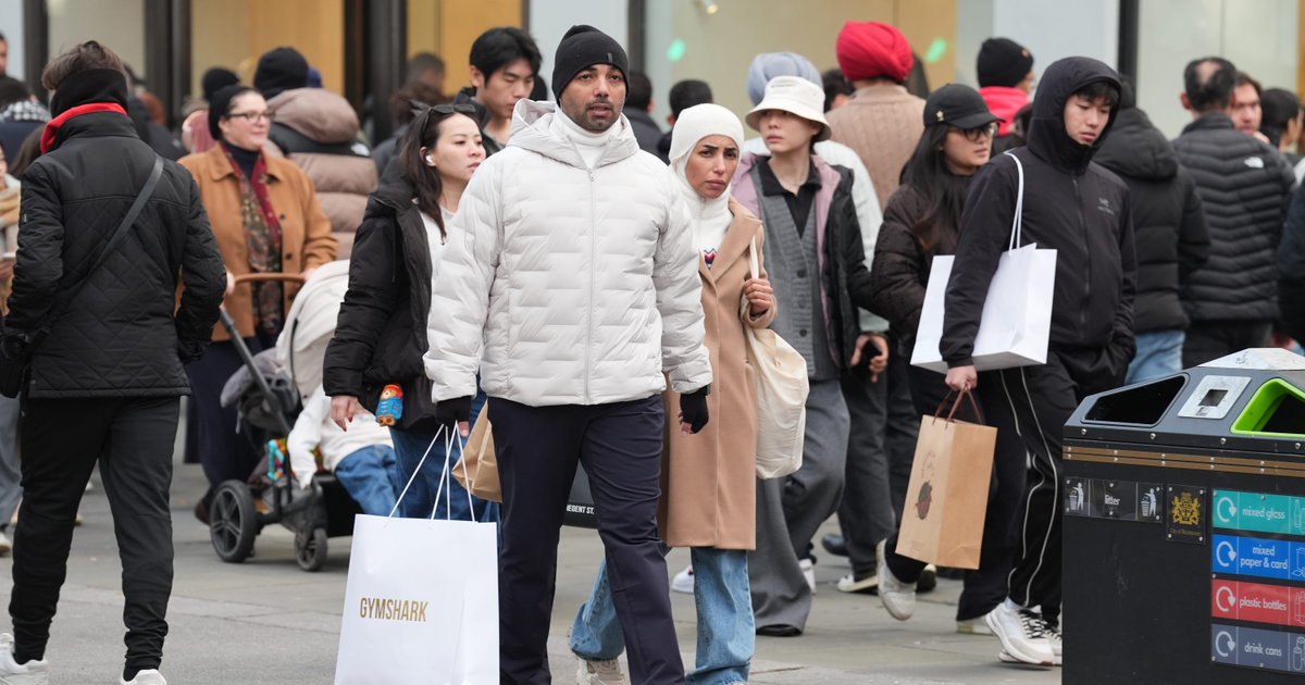 Boxing-Day-footfall-surges-4-4-strongest-UK-retail-rise-in-over-a-decade