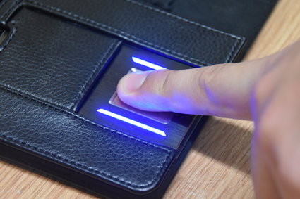 Badanie rynku wskazuje, że blisko połowa e-konsumentów chce biometrycznego uwierzytelniania płatności