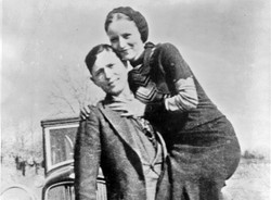 Legendarna para przestępców i piękna miłość. 80 lat temu zginęli Bonnie i Clyde. ZDJĘCIA
