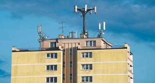 Telekomy oszczędzają energię i zbierają paliwo