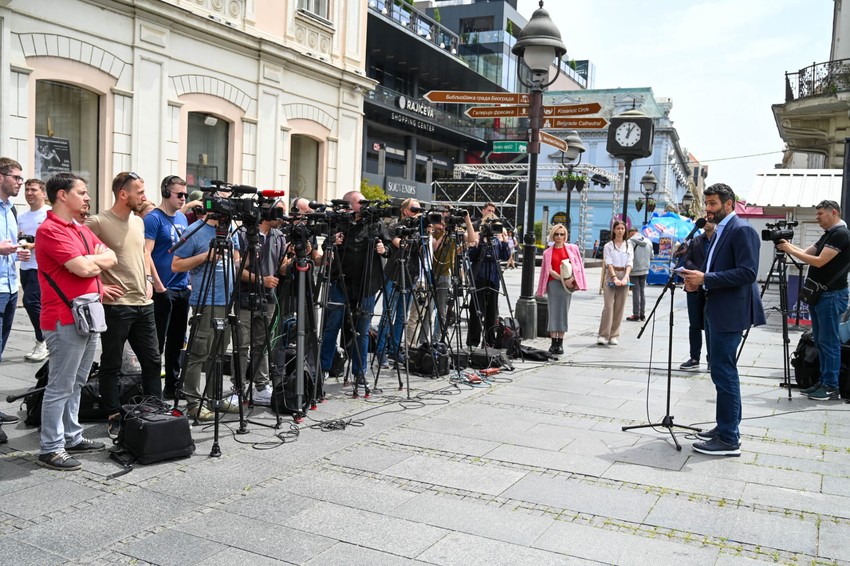 Aleksandar Šapić na pres konferenciji