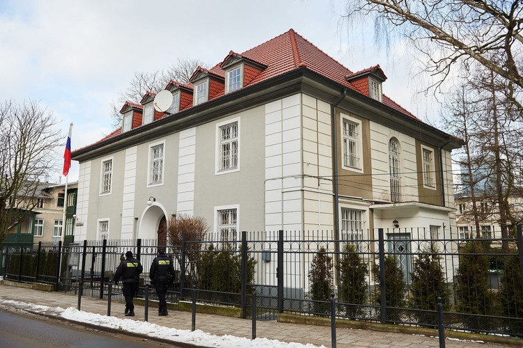 BUDYNKI, ZA KTÓRE ROSJA NIE PŁACI CZYNSZU: Gdańsk, ul. Batorego 15