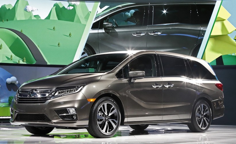 Honda Odyssey mini van