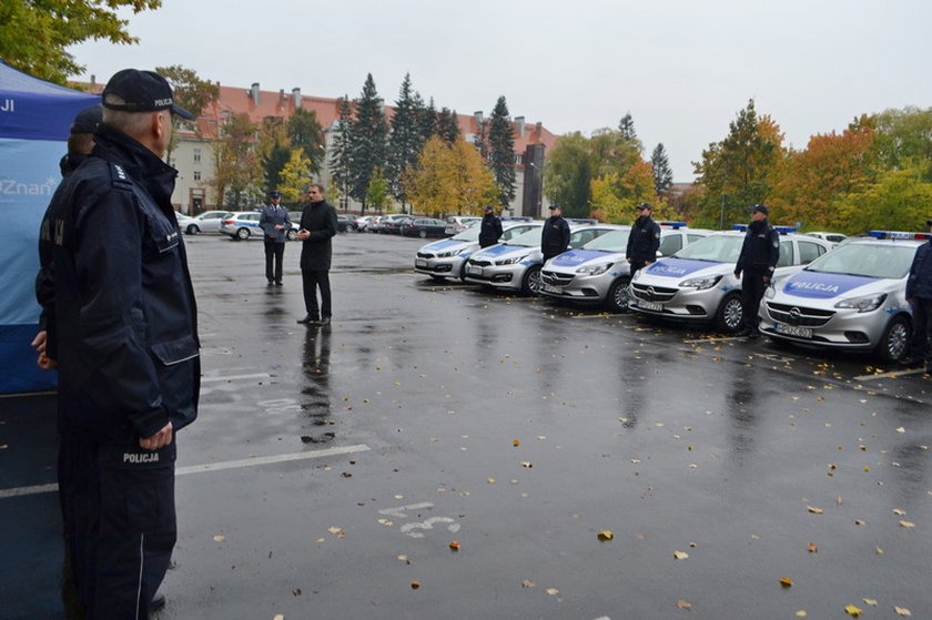 Nowe radiowozy dla poznańskiej policji