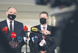 Karuzela z pomysłami w środku V fali pandemii