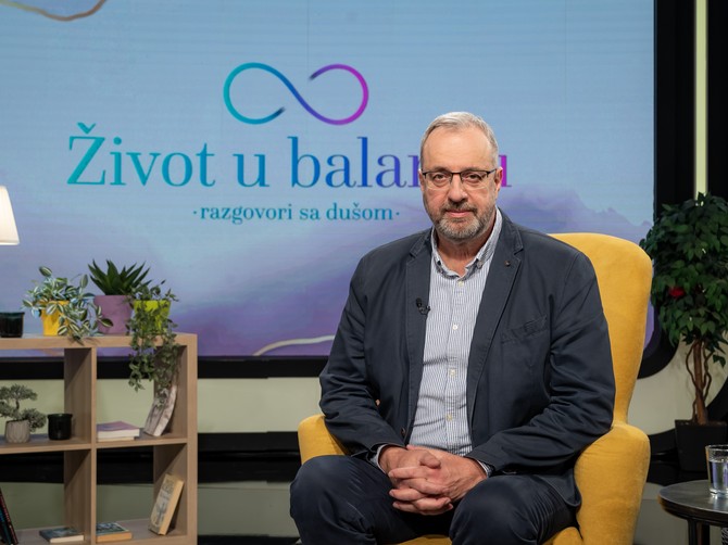 Dr Ranko Rajović objasnio zašto deca moraju da rade rizične stvari i koliko ih roditelji 'oštećuju' prezaštićivanjem