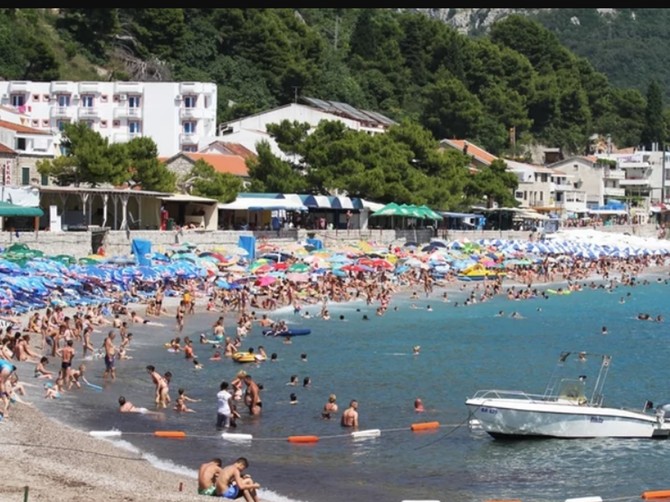 Sutomore