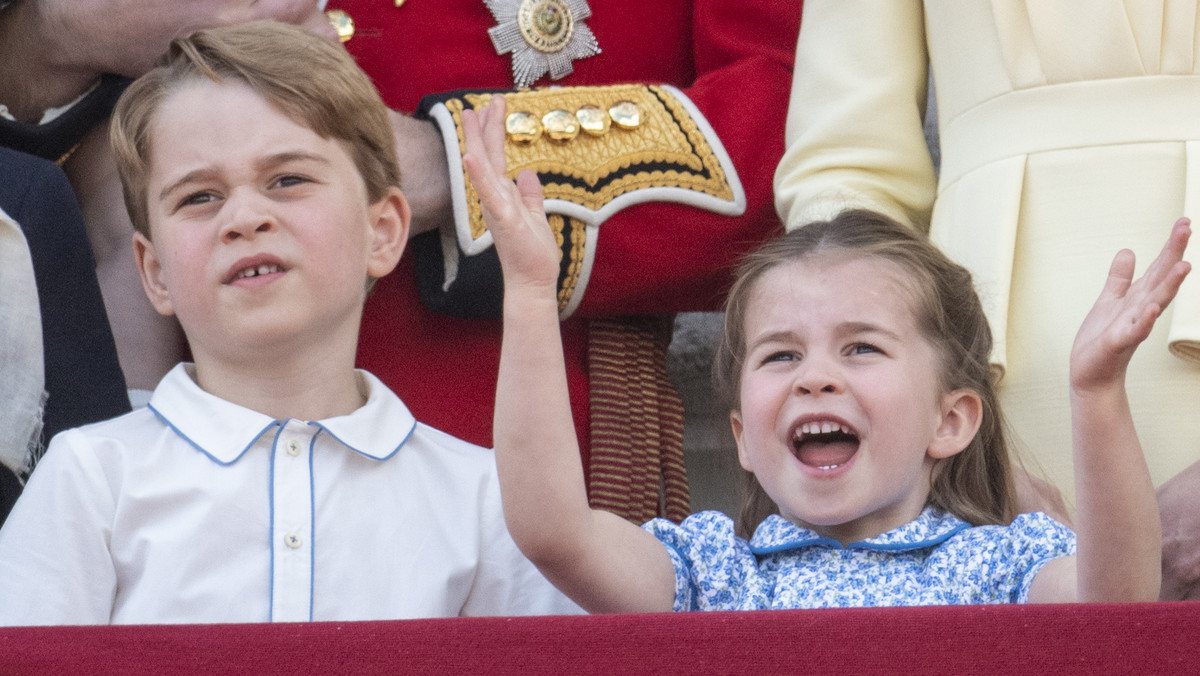 George i Charlotte przebrali się za... Kate Middleton i księcia Williama [INSTAGRAM]