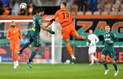 Legia zaczęła marsz w górę tabeli. Na razie uciekła ze strefy spadkowej [WIDEO]