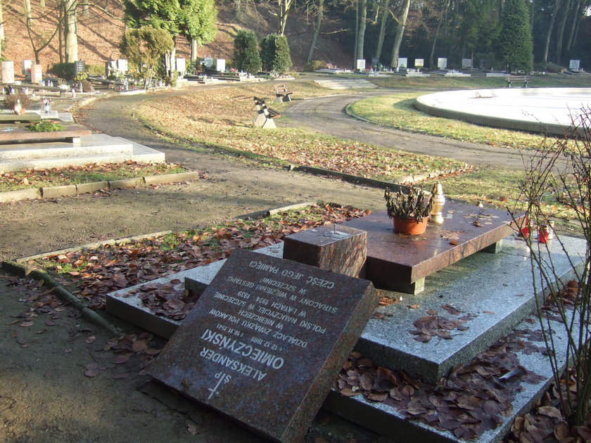 Wandale zdemolowali cmentarz w Szczecinie