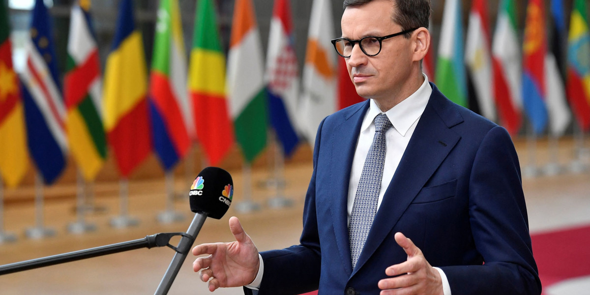 Premier Mateusz Morawiecki w czwartek poleciał do Brukseli na dwudniowy szczyt. 