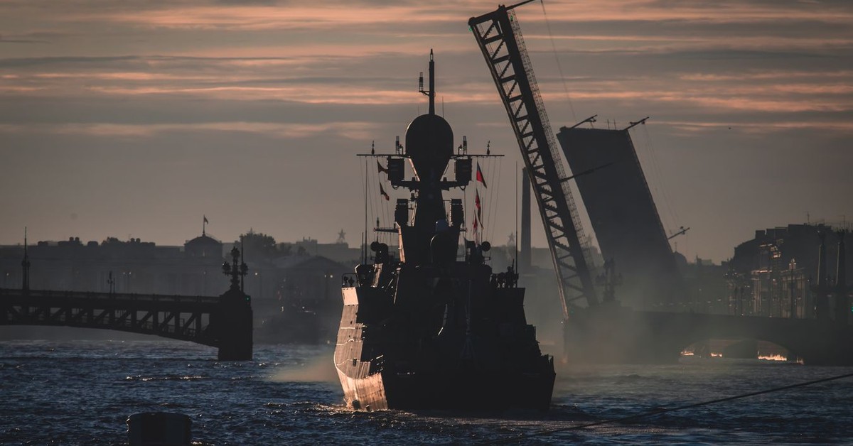 Rosjanie przechwycili ukraiński "lotniskowiec". Cenna zdobycz! [Video]