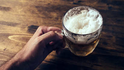 Döbbenetes tanulmány az alkoholfogyasztásról: kiderült, a hideg árt a májnak