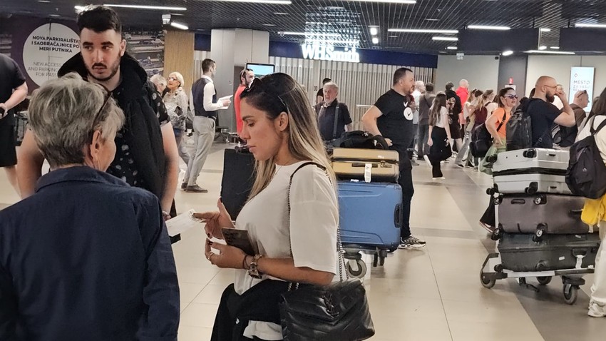 Sandra Afrika na aerodromu