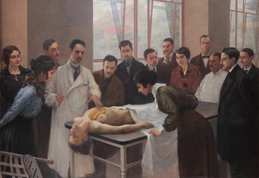 Obraz "Mestre" z 1914 r. Carlosa Bonvalota przedstawia lekcję anatomii z początku XX w.