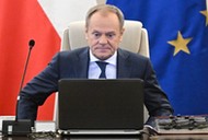 Premier Donald Tusk podczas posiedzenia rządu w siedzibie KPRM.