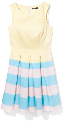 Ubrania w kolorze lodów