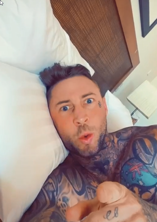 Pornohviezda Liam utrpel zlomeninu penisu.