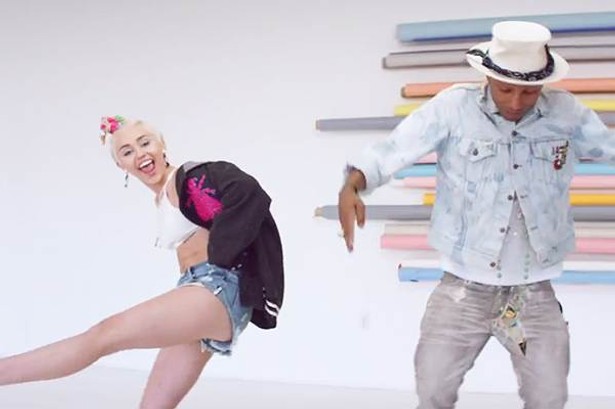 Miley Cyrus i Pharrell Williams w gorącym duecie – zobacz!