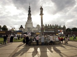 Unia otoczy Jasną Górę rusztowaniami