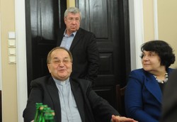 Zapłaciła za ojca Rydzyka, teraz straci immunitet?