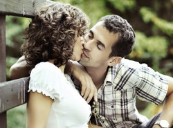 W Anglii nie można całować się na dworcach?