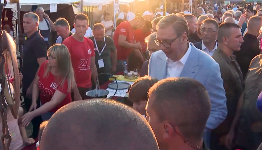 Aleksandar Vučić na manifestaciji "Belmužijada" u Svrljigu