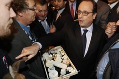 Hollande wygwizdany. Rolnicy domagali się dymisji prezydenta Francji