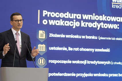 Czemu klienci odpuszczają darmowy pieniądz? Wiemy, ilu nie skorzystało z wakacji kredytowych