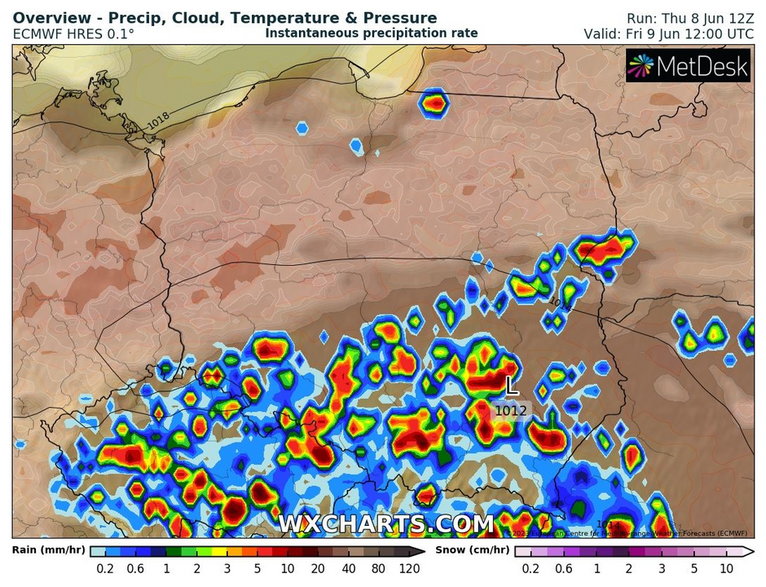 Na południu możliwe są liczne burze z ulewami i gradem