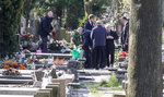 Kuria wyjaśnia, dlaczego Kaczyński wjechał na cmentarz
