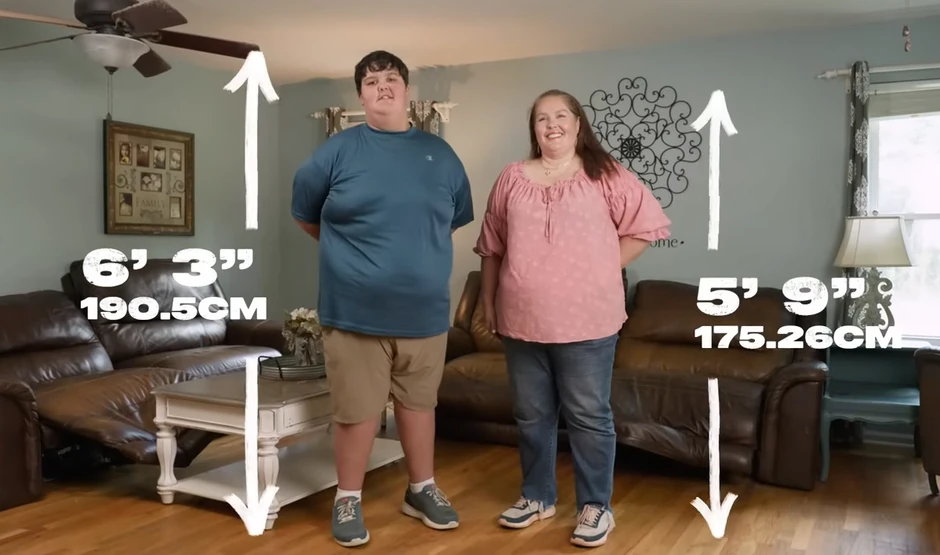 Džejson (10) pored svoje majke