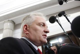 Ziobro: SP rozważa wniosek o odwołanie Gowina - chce stworzyć wylęgarnię przestępców