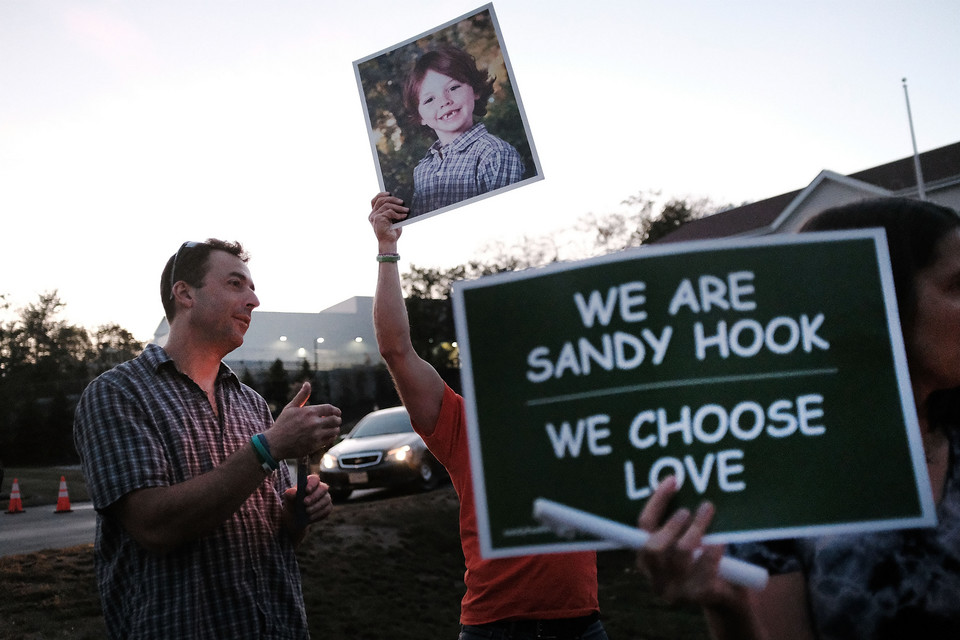 Mija 10 lat od strzelaniny w szkole Sandy Hook