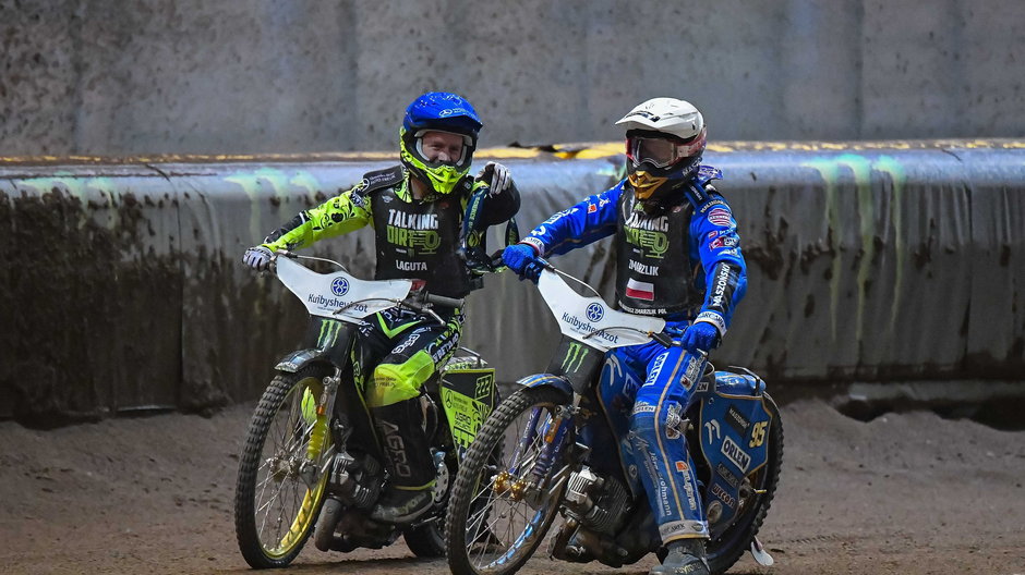 2021.08.28 Togliatti Zuzel Speedway 2021 Speedway Grand Prix SGP Mistrzostwa Swiata 2021 Togliatti FIM Speedway Grand Prix Runda 8 N/z Artem Laguta Bartosz Zmarzlik Foto Pawel Andrachiewicz / PressFocus 2021.08.28 Speedway 2021 Speedway Grand Prix SGP 2021 Togliatti FIM Speedway Grand Prix Runda 8 N/z Artem Laguta Bartosz Zmarzlik Foto Pawel Andrachiewicz / PressFocus