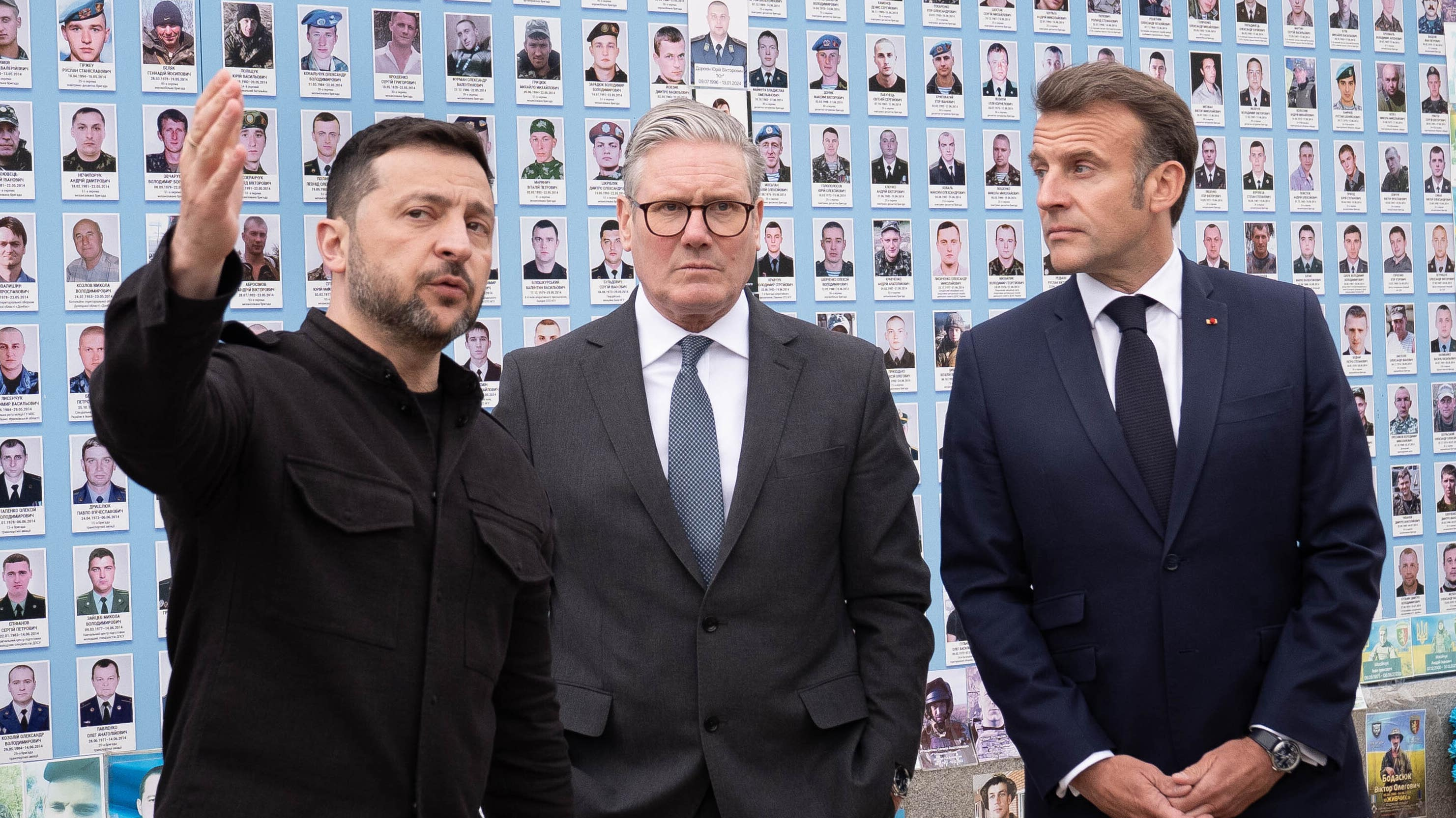 Starmer and Macron host Ukraine coalition meeting next week
