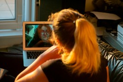 Życie w cieniu koronawirusa. "Wszyscy siedzimy na górze ognia" [#RigamontiRazy2]