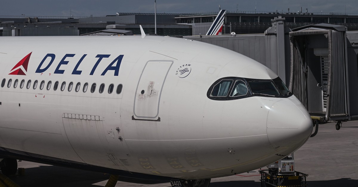 A former Delta pilot accused of threatening to shoot his captain said ...