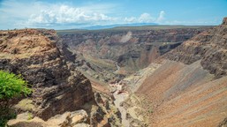 nowy ocean w sercu afryki? gigantyczny strumień magmy rozrywa kontynen