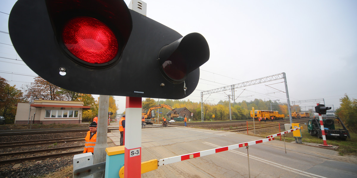 zamknięty przejazd kolejowy przy ulicy Malowniczej