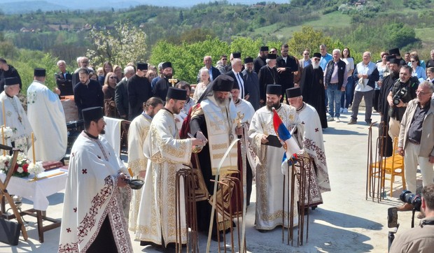 Crkva nova Osecina osvecenje
