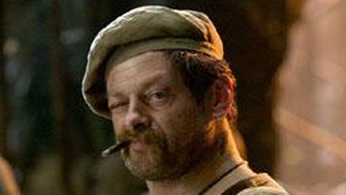 Andy Serkis wcielił się w postać legendarnego wokalisty grupy Blockheads, Iana Dury. Film zatytułowany "Sex, Drugs &amp; Rock and Roll" został pokazany podczas