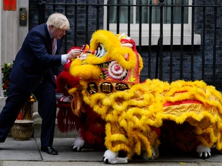 Brytyjski premier Boris Johnson podczas obchodów chińskiego Nowego Roku w Londynie, 24.01.2020