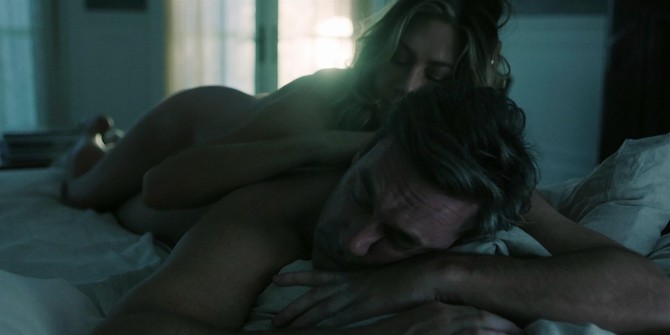 Džon Ham i Dženifer Aniston u vreloj sceni