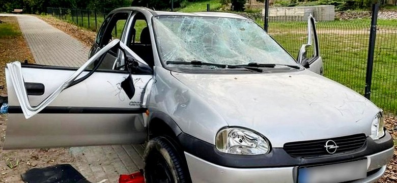 Opel-zombi siał postrach w Świebodzinie. Policja osłupiała na ten widok