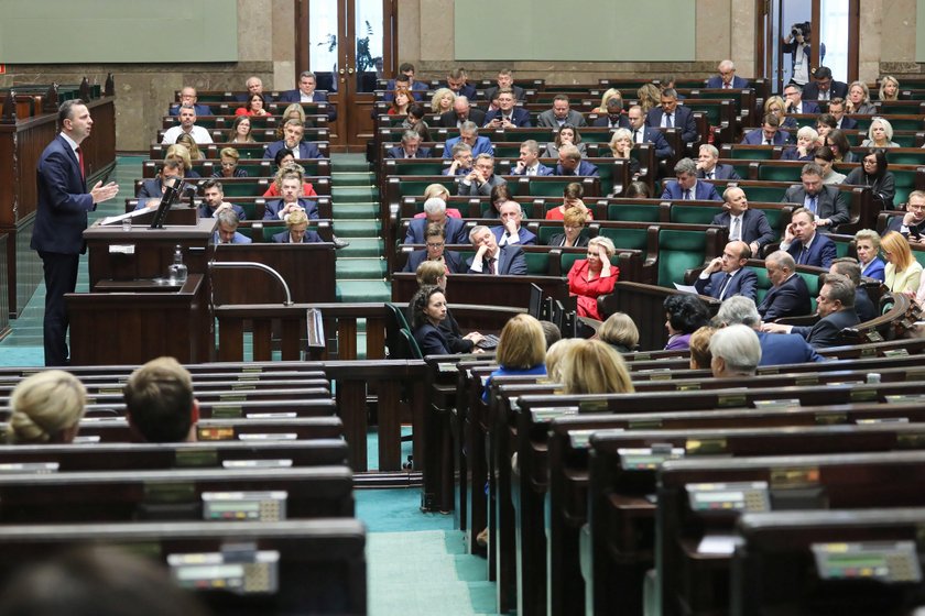 Niespodziewany ruch PiS ws. limitu 30-krotności składek na ZUS!