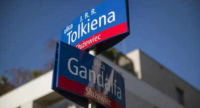 Tolkien i Gandalf uhonorowani w Warszawie. Mają swoje ulice w "Mordorze"