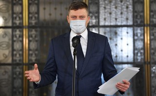 Warchoł o mandatach: Absolutnie nie ma ograniczenia prawa do sądu [WYWIAD]