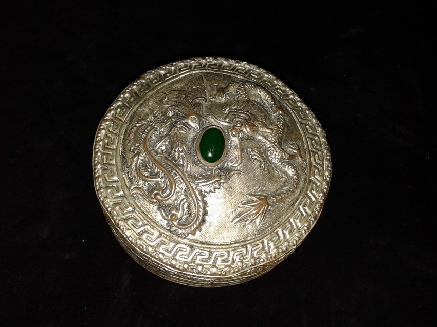 Pudrijera iz Kine čija je cena 50 evra