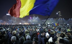 Rząd wypuści więźniów i zmniejszy kary dla polityków. Oburzenie w Rumunii